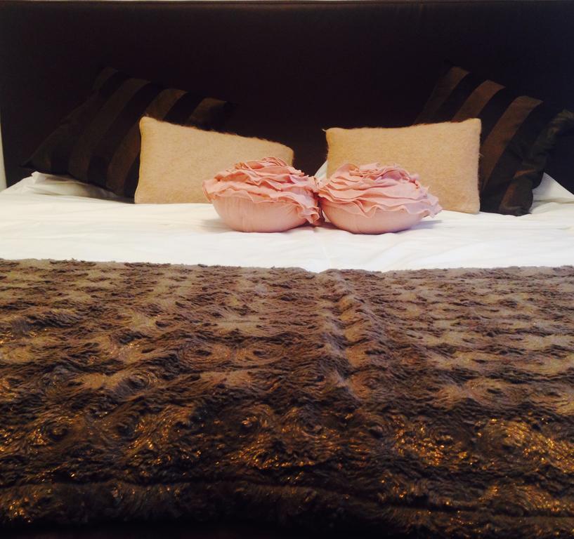 Casa Rosa Bed and Breakfast San Giuliano Milanese Kamer foto